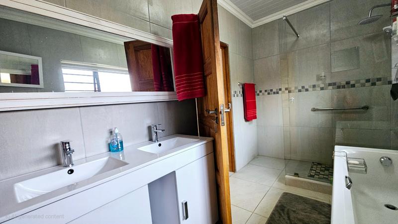 3 Bedroom Property for Sale in Dana Bay Western Cape